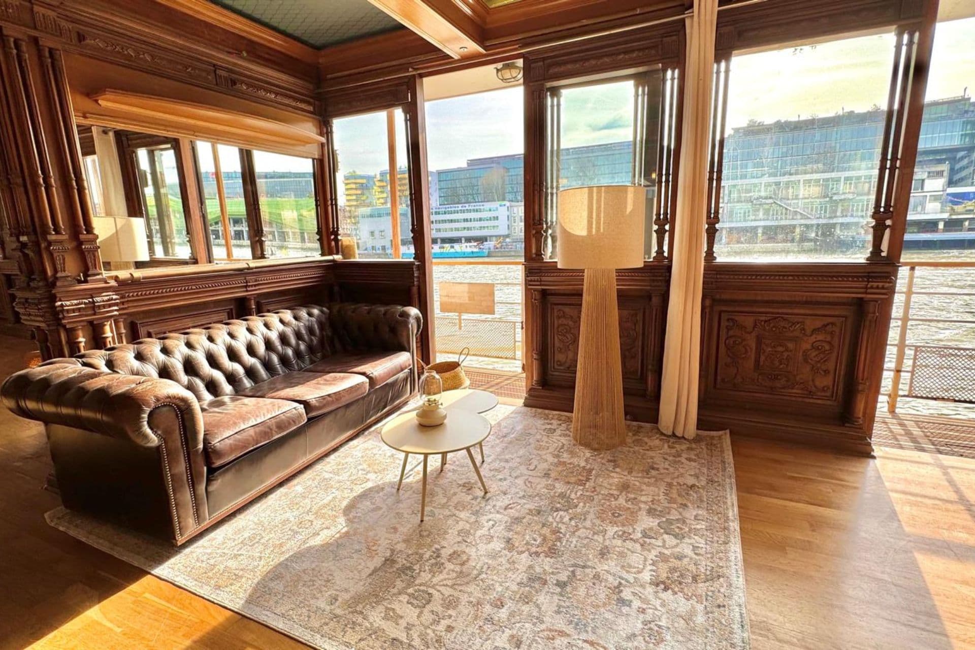 Pont supérieur péniche – cocktail Bar Mitzvah Paris