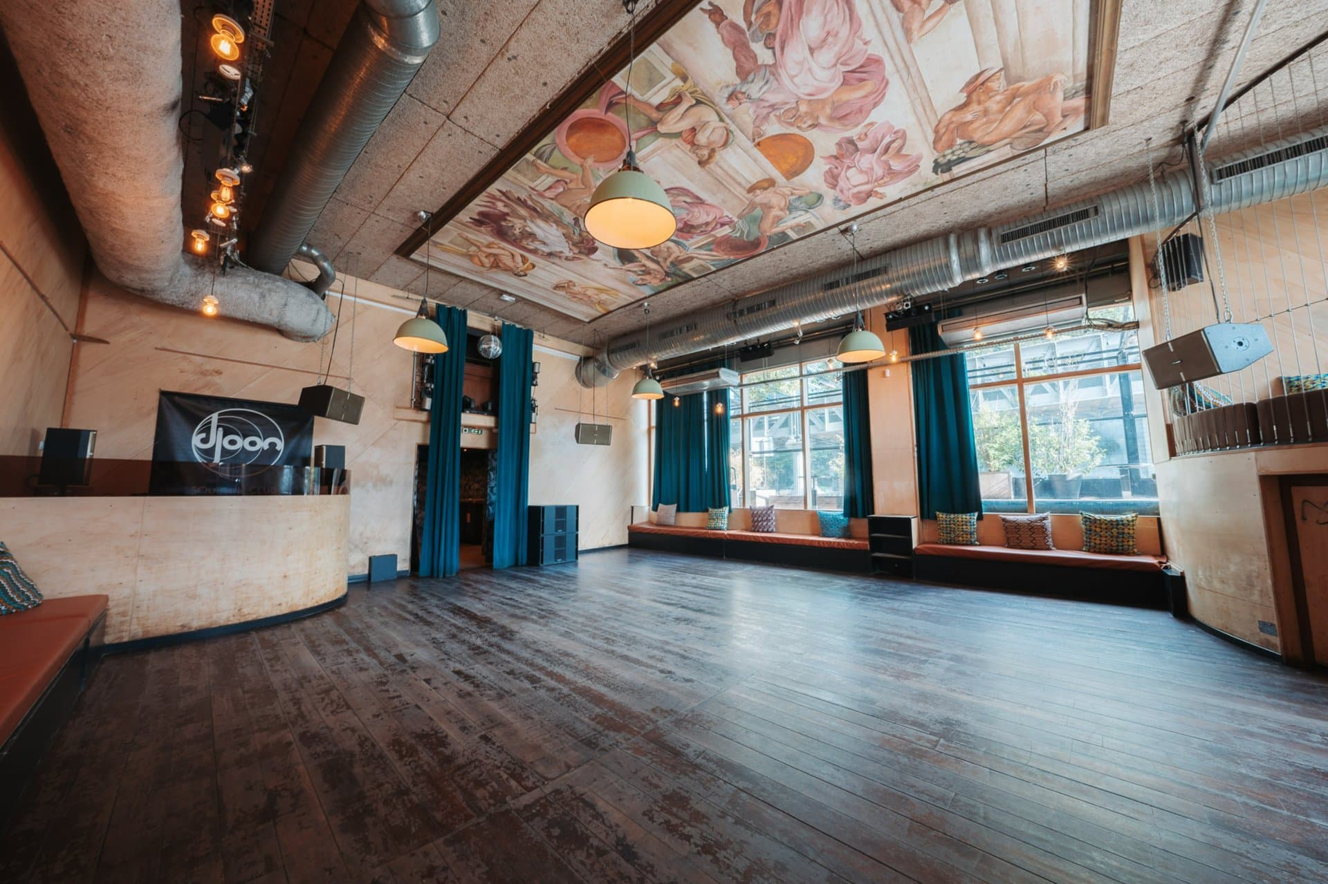 Afterwork d'entreprise à Paris : 12 idées de lieux originaux