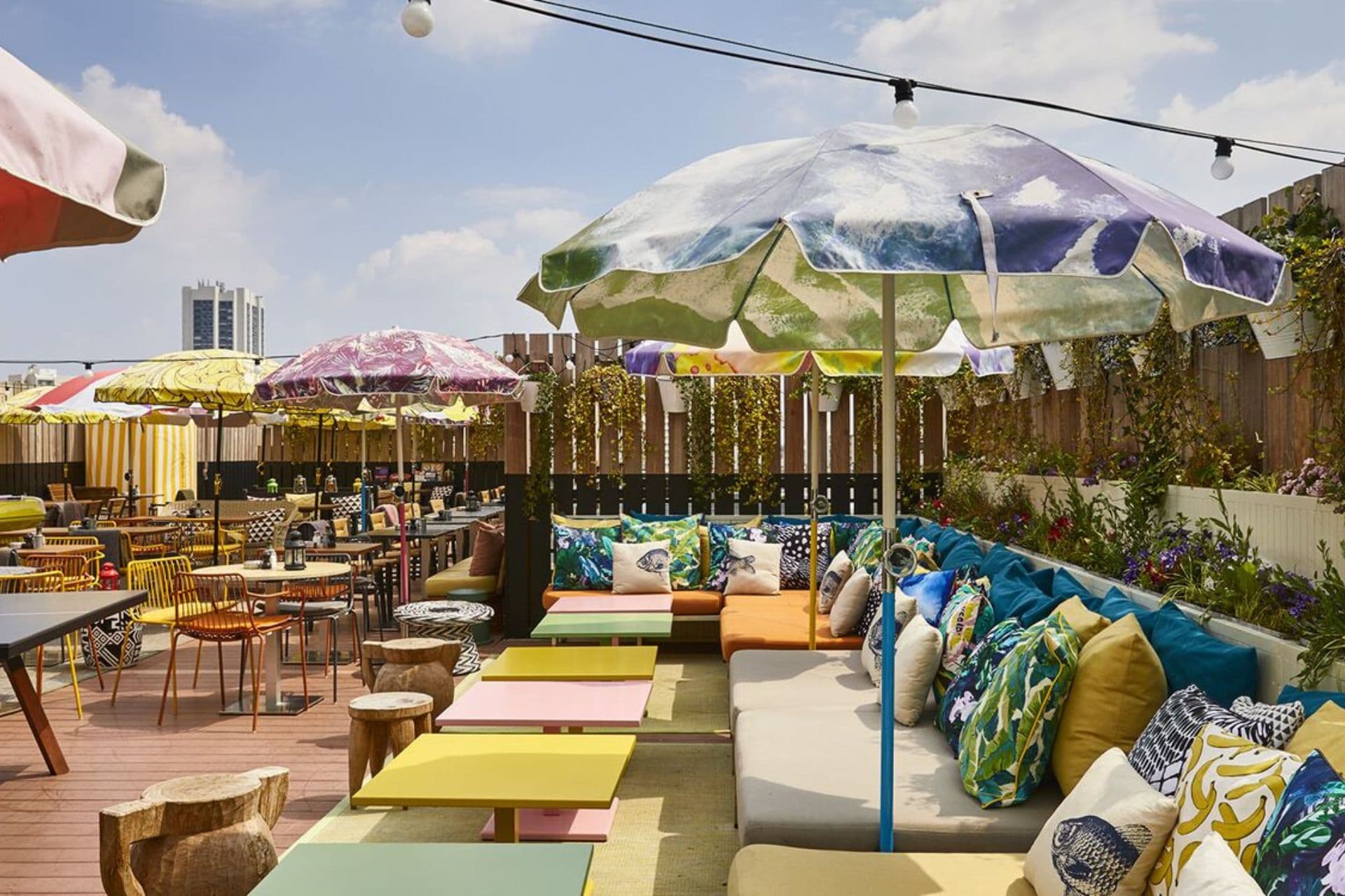 MAMA SHELTER - Photo 2