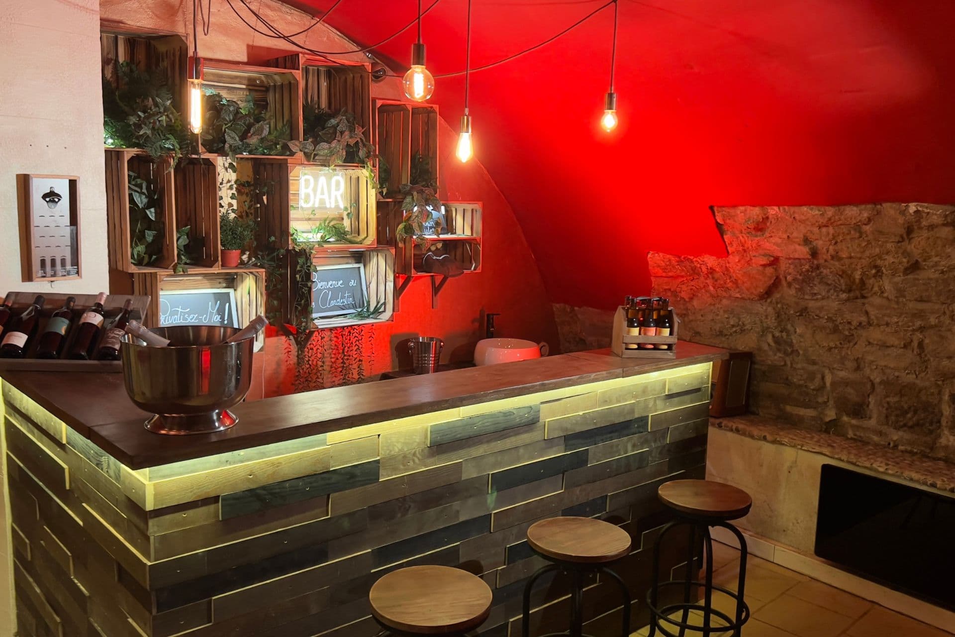 Paris Clandestin - Photo 1