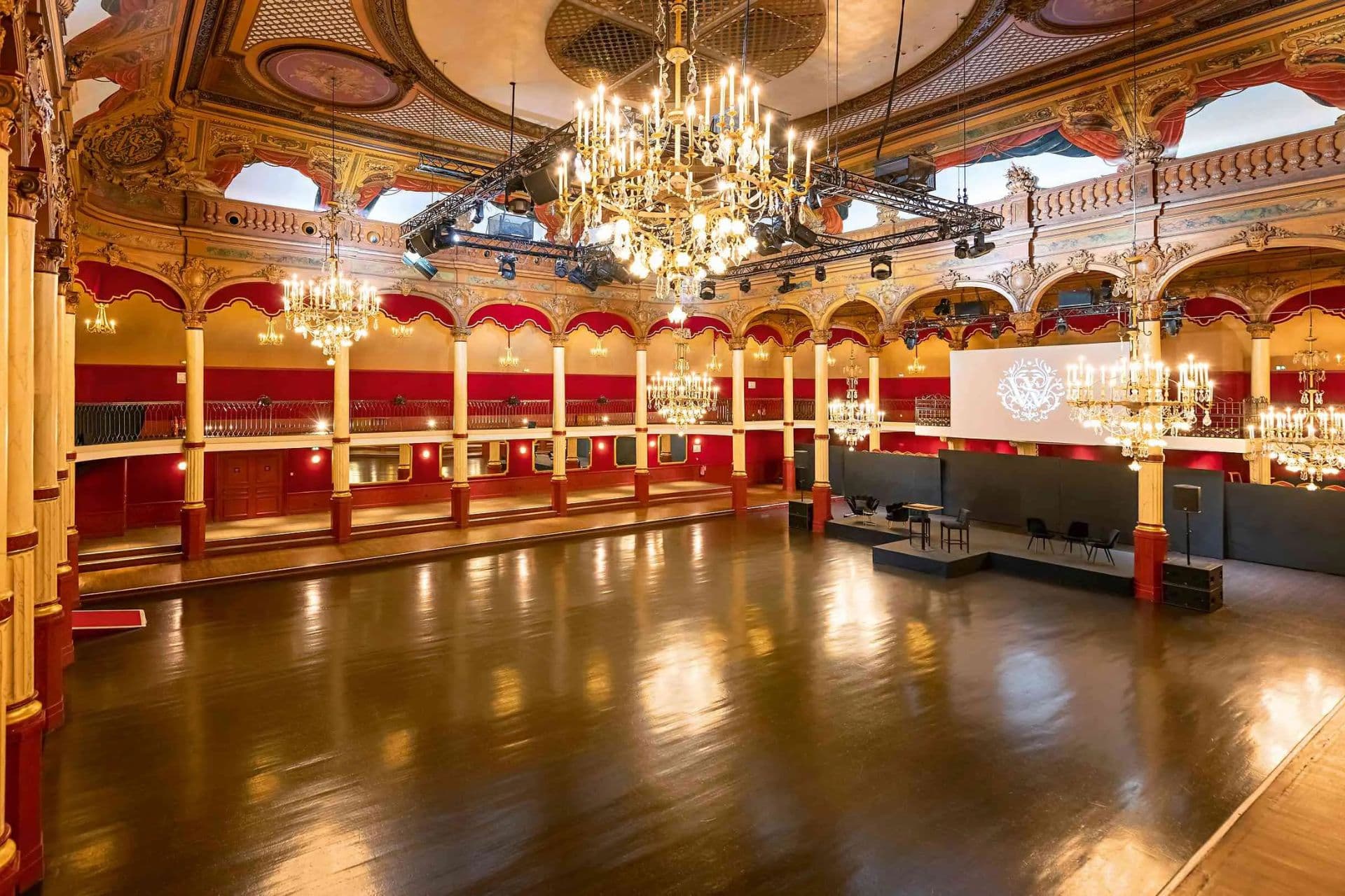 Comment choisir la salle de réception idéale pour votre événement à Paris